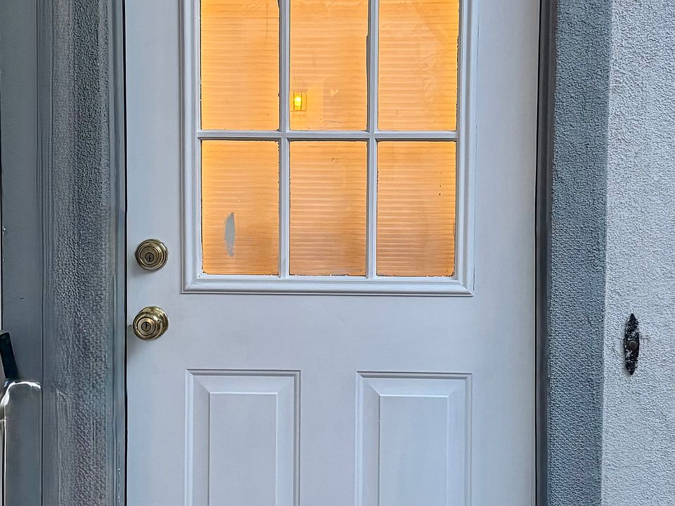 Entry way