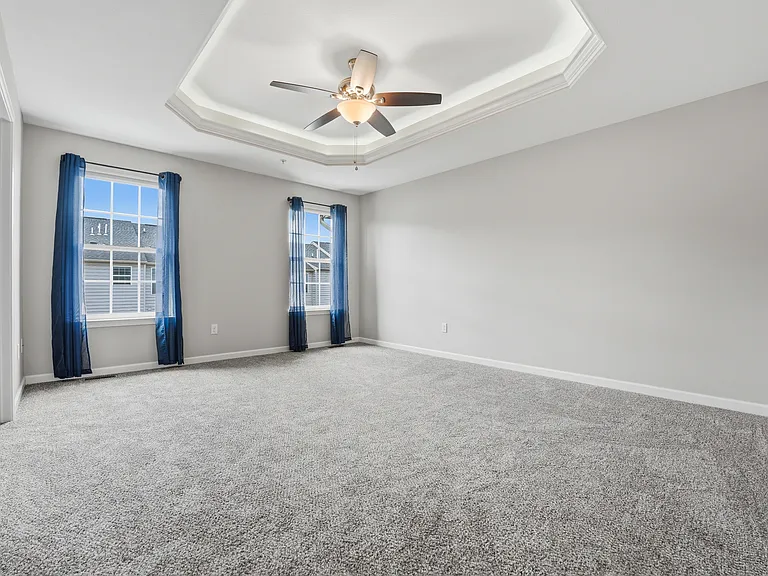 2305 Pointe View Dr — Photo 24