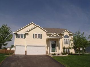 19221 Evenston Dr, Farmington, MN 55024