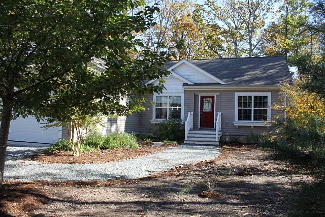 1st image of 103 Eagles Nest Ln