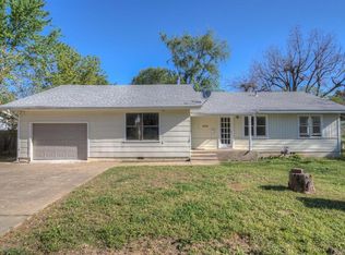610 W Grand Ave, Eufaula, OK 74432