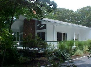 5 Charter Ln, East Hampton, NY 11937