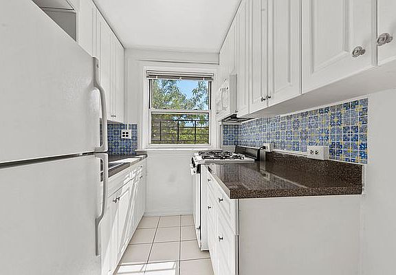 4th image of 105-05 69th Ave #415