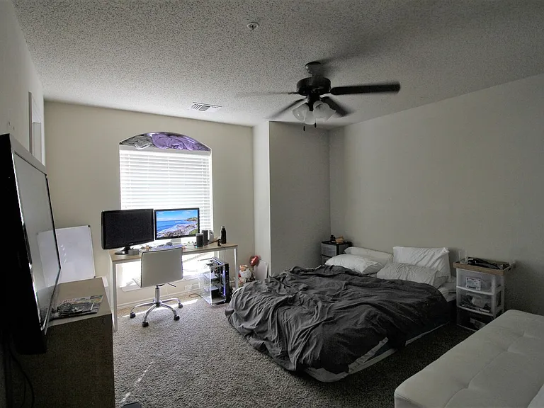 2110 Main St #1 — Photo 7