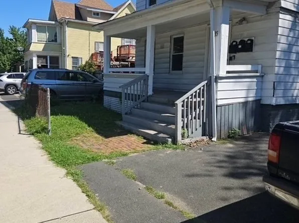 335 Oakland St, Springfield, MA 01108