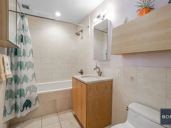 4th image of 1 Powers St APT 505