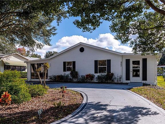 3rd image of 507 Saint Andrews Blvd
