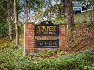 Newport On The Park, Bellevue, WA 98006