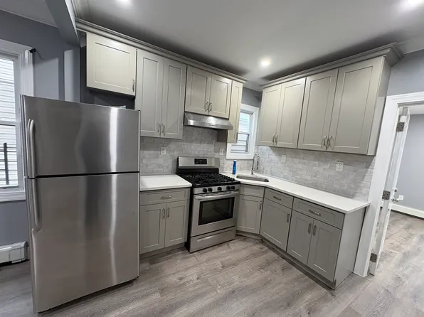 9042 171st St Floor 1, Jamaica, NY 11432