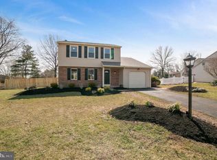432 Cheswyck Dr, Harleysville, PA 19438
