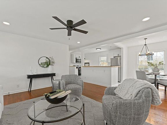 5th image of 6716 Schuster Ct