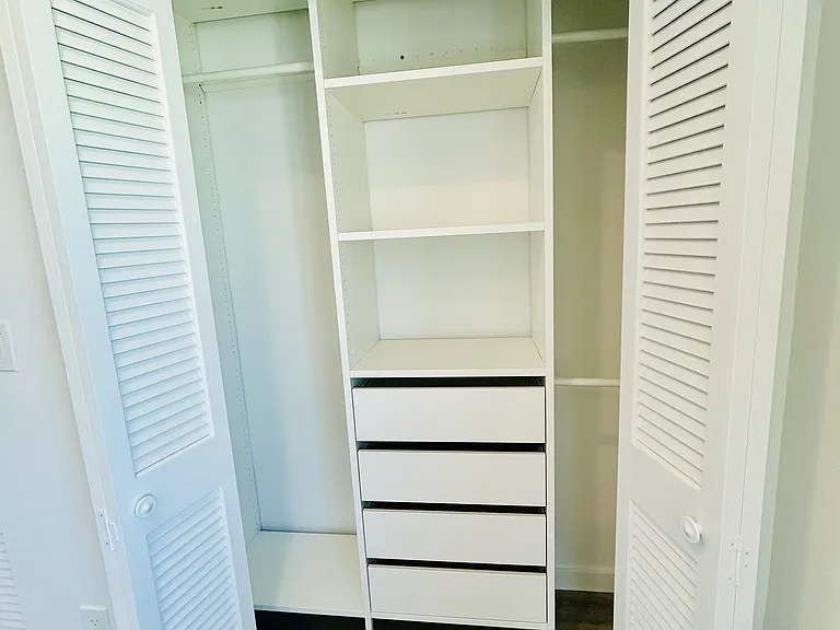 Built in shelving and drawers