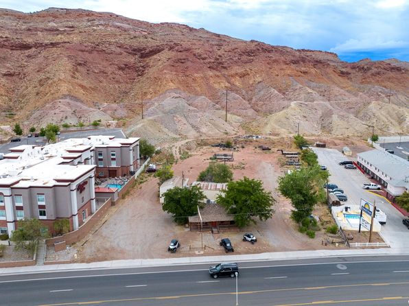 452 N Main St, Moab, UT 84532