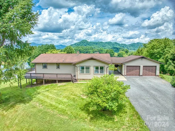 21 Redbud Dr, Burnsville, NC 28714