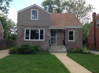 215 E 141st Pl, Dolton, IL