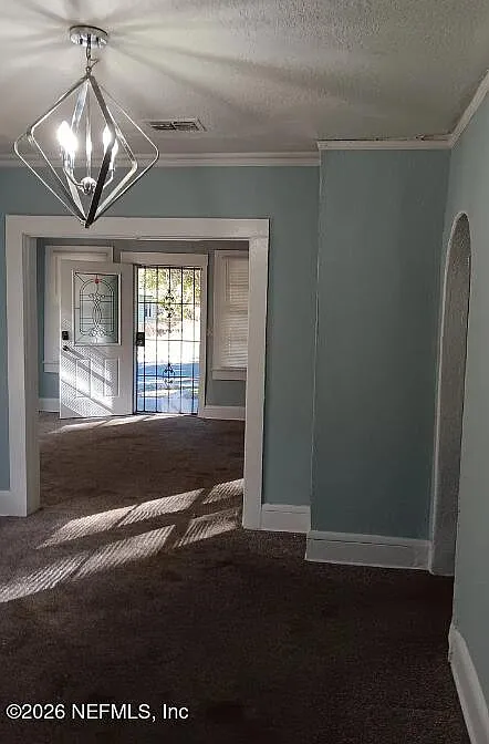 3 bed, 1.0 bath, 1148 sqft, $1,250 — Photo 4