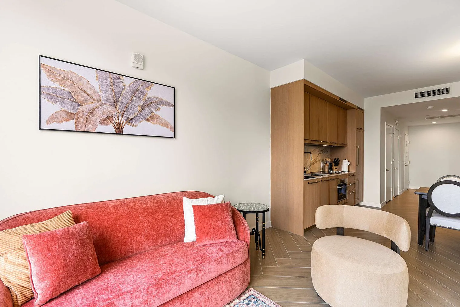 2 bed, 2.0 bath, 839 sqft, $6,989 — Photo 1