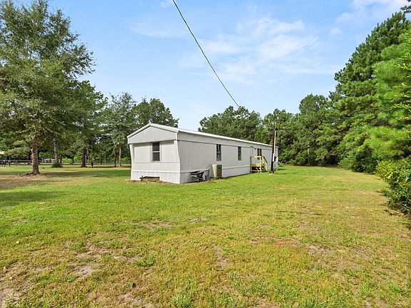 3rd image of 180 Chaperal Ln