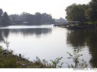 7291 Prairietown Rd, Worden, IL 62097