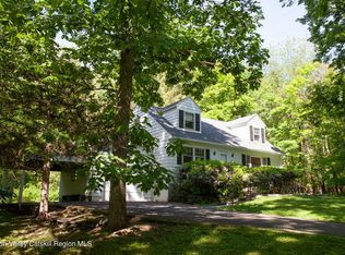 11 Park Dr, Hurley, NY 12498