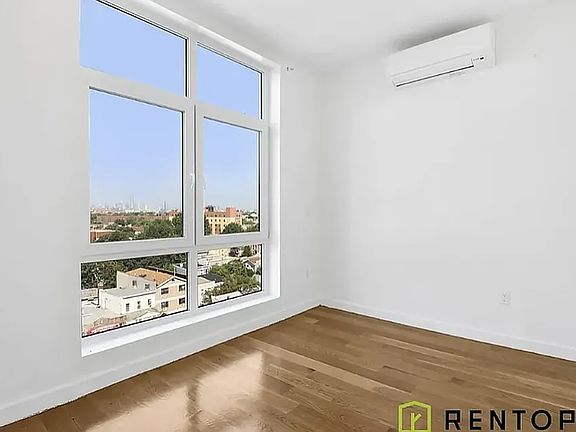 3rd image of 1875 Atlantic Ave #412