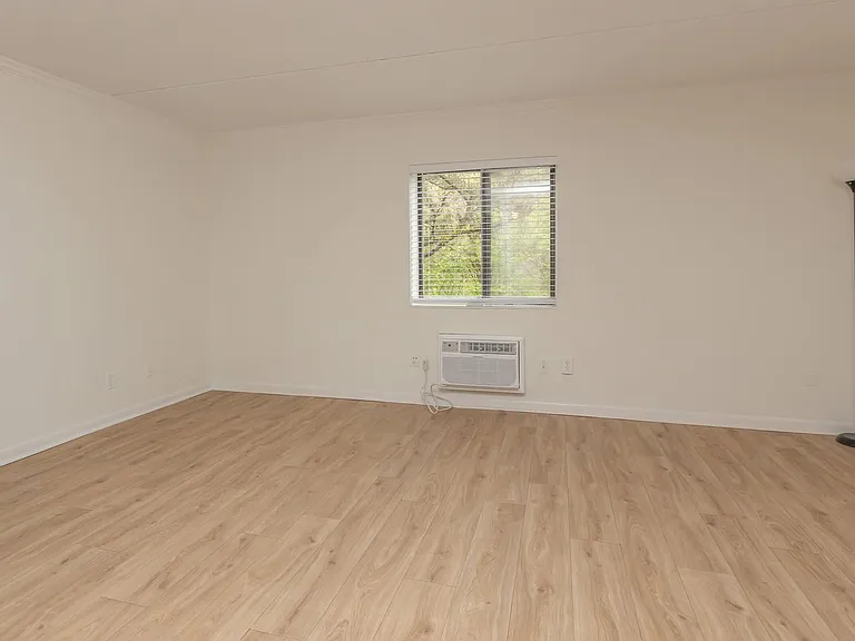 River Hills Flats -Studio, 1-Bedroom Flats in Hixson/Chattanooga TN! — Photo 4