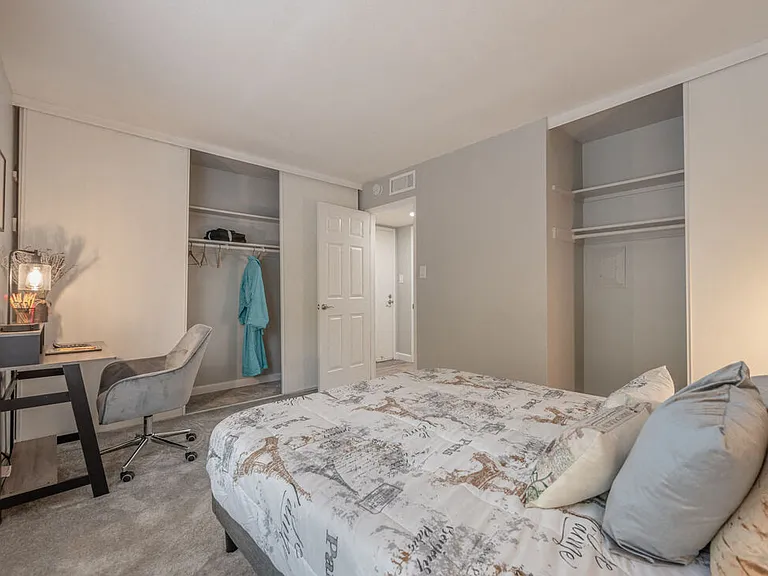 Danville Park Apartments — Photo 15