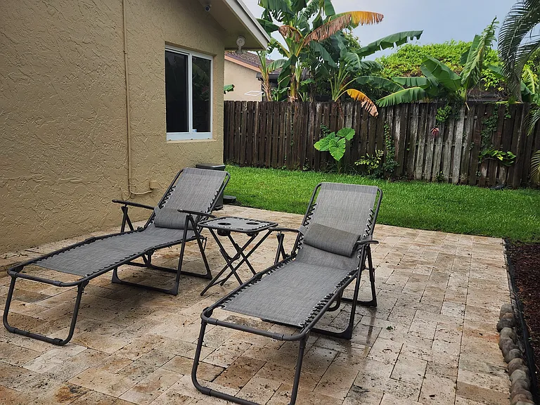 920 NW 49th Ave — Photo 27