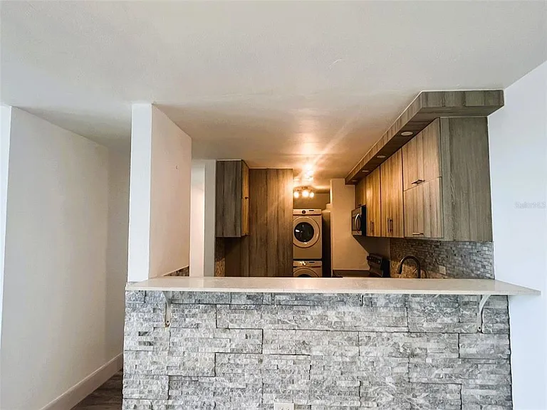 1812 Alcala #2301 — Photo 5
