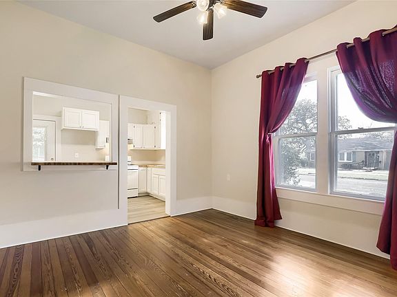 5th image of 208 N Ave