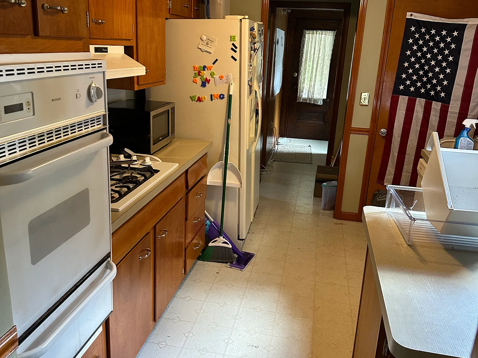 5 bed, 1800 sqft, $625 — Photo 2