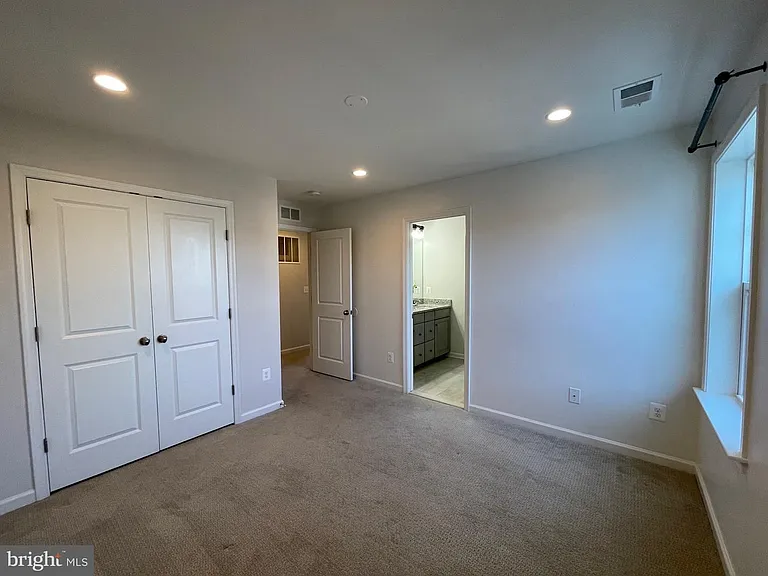 508 Sourwood Ct — Photo 12