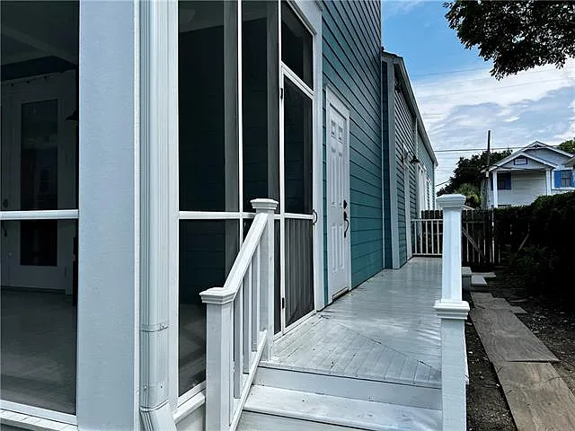 2126 Dublin St — Photo 38