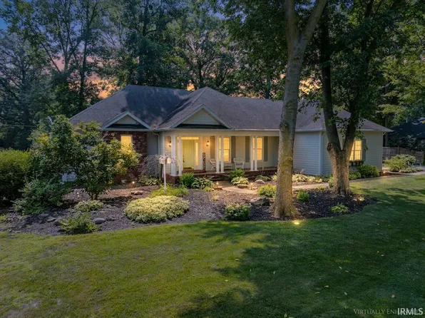 2110 Dena Dr, Anderson, IN 46017