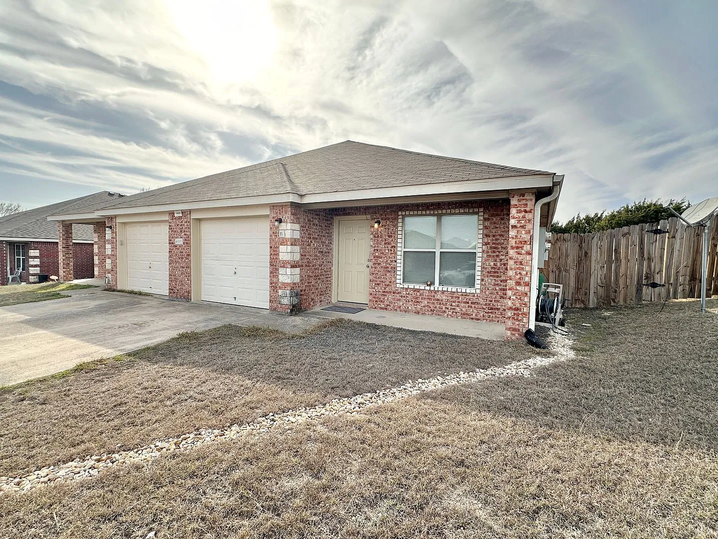 4300 Elms Run Cir — Photo 2