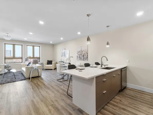 62-68 69th St #507, Guttenberg, NJ 07093