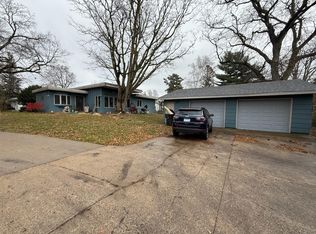 137 Burnside Ave N, Red Wing, MN 55066