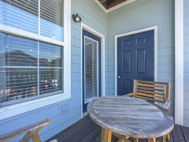 Spring Creek Apartments — Photo 14