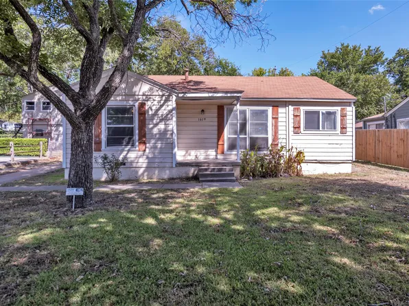 1619 Long Ave, River Oaks, TX 76114