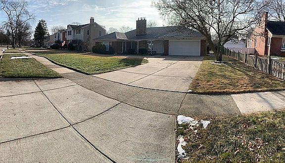 4th image of 4307 Sheridan Dr