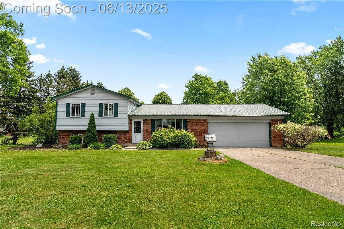 10442 Lafollette Dr photo 1