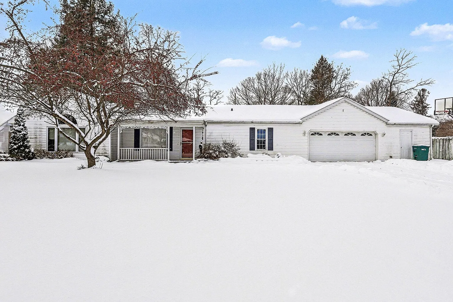 120 Plum St photo 1