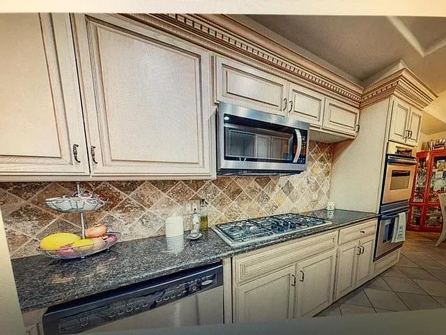 1037 N Wanda Dr — Photo 5