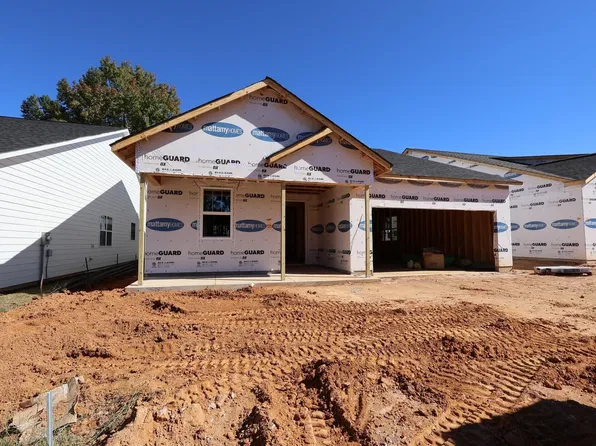 212 Vaughan Farms Dr #74, Angier, NC 27501