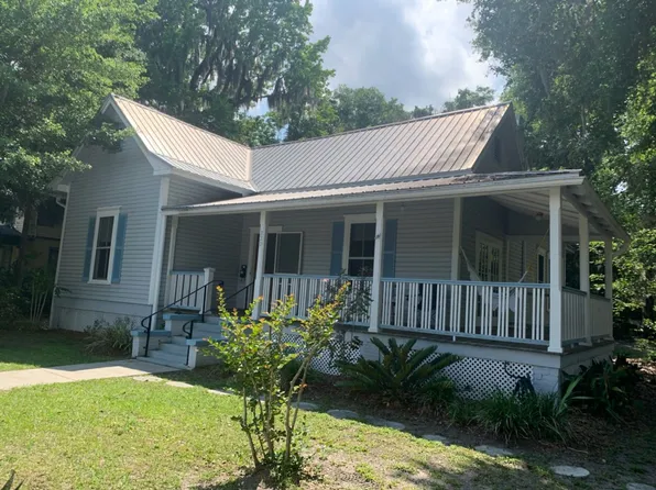 220 NE 7th St, Gainesville, FL 32601