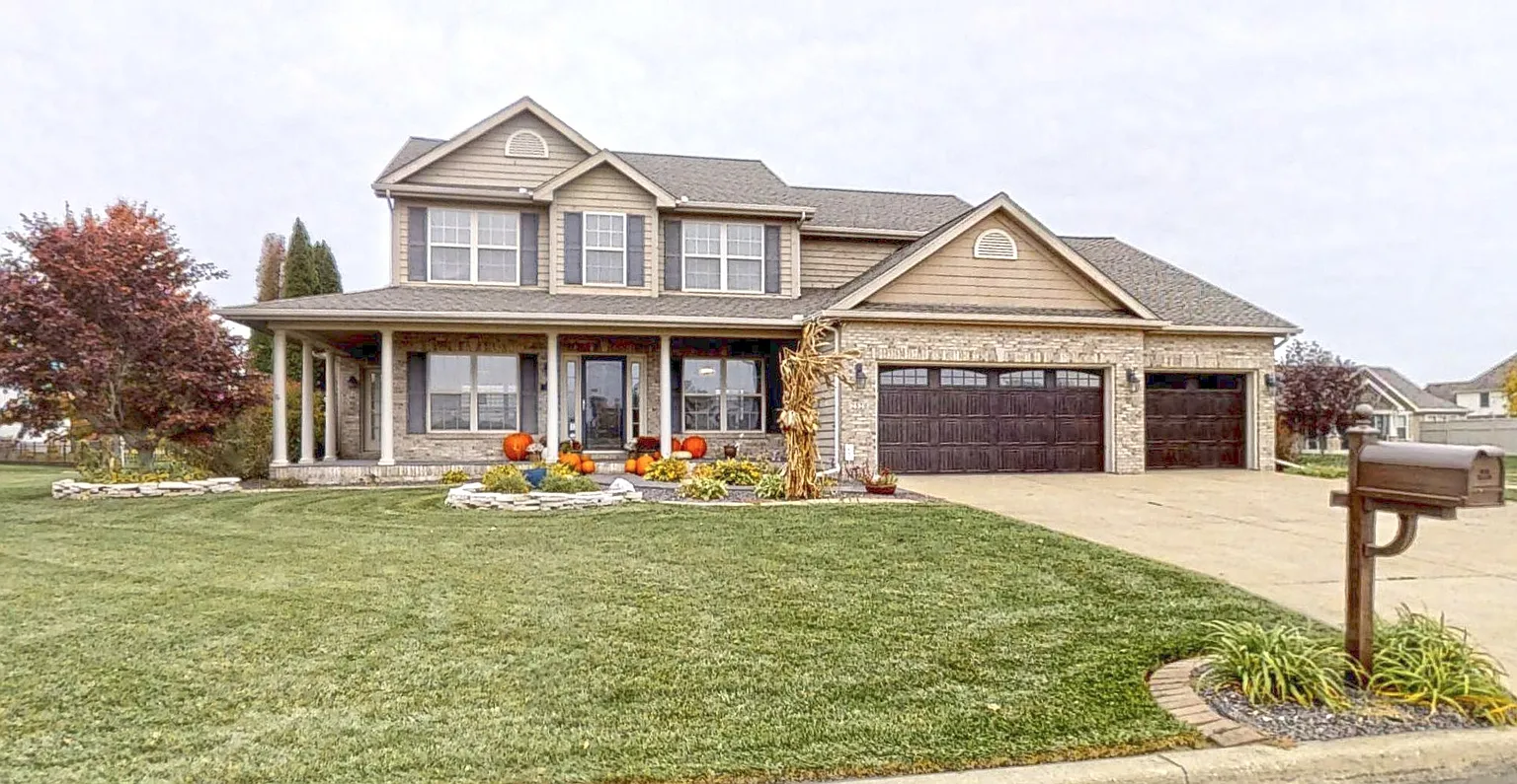 2520 Muirfield Pl photo 1