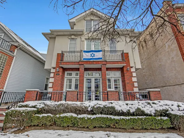 2173 E 3rd St, Brooklyn, NY 11223