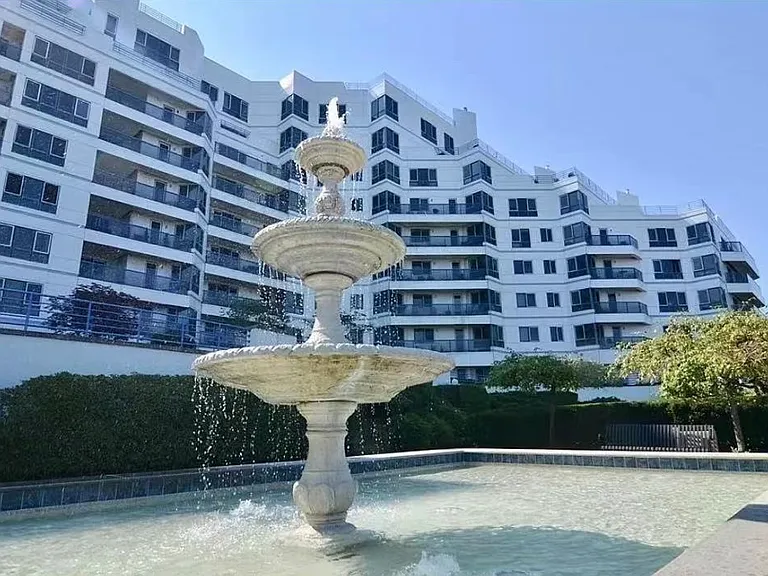 2001 Marina Dr #415W — Photo 1