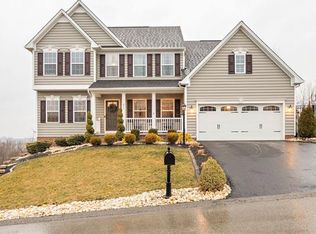 211 Braveheart Dr, Greensburg, PA 15601