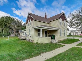154 N Harrison St, Lancaster, WI 53813